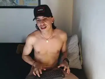 Chaturbate Free Porn Cam of robisson_zack