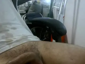 Chaturbate Free Live Porn of toohugeandstonedxoxo