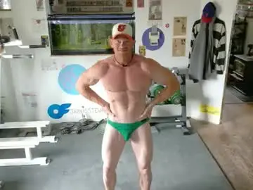 Chaturbate Live Sex Cam of bigredmachine25