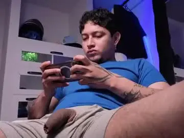 Chaturbate Best live sex cam show of sky_wild