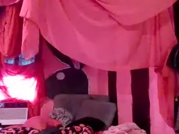 Chaturbate Adult Video Chat of twizzytoxic22