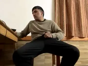 Chaturbate Adult Webcam of y0ungwithbrowndick