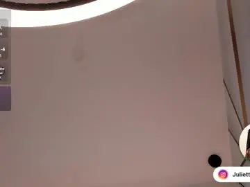 Chaturbate Watch Live Sex Cams of juliett_adams_