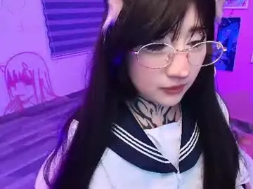 Chaturbate Watch Live Sex Cams of miwaviolet