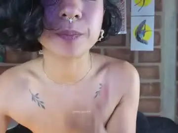 Chaturbate Free Live Porn of isabellapaz90