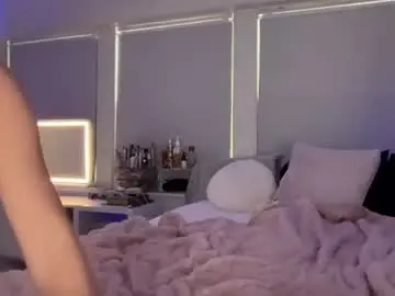 Chaturbate Sex Chat of em3ryy