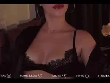 Chaturbate Live Sex Cam of mamiemeow