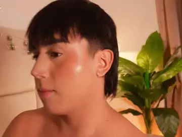 Chaturbate Live Sex Cam of enyollbloss