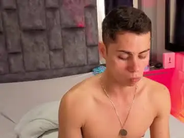 Chaturbate Adult Video Chat of leomonnroe