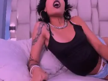 Chaturbate Live Porn of littlemara4