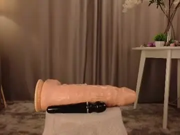 Chaturbate Live Sex Cam of tinastevenson