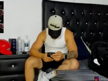 Chaturbate Live Porn of mikeblaree