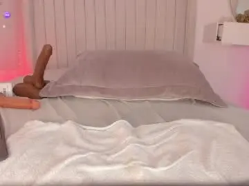 Chaturbate Live Porn of shelynna_azzul