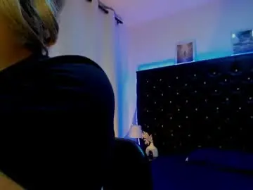 Chaturbate Nude Webcam of bellaroge