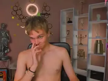 Chaturbate Nude Webcam of john_lik