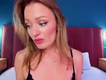 Chaturbate Live Sex Cam of evelynpoole