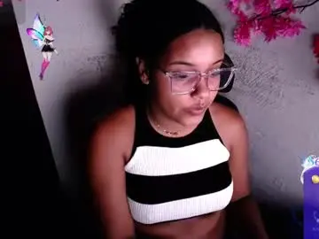 Chaturbate Free Porn Cam of chleo_rosse