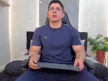 Chaturbate Best live sex cam show of johan_williams_07