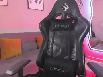 Chaturbate Live Sex Cam of iam_light