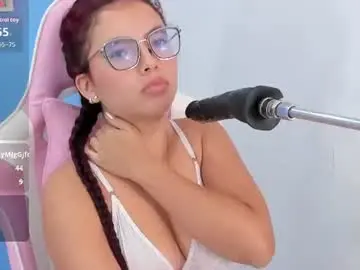 Chaturbate Free Live Porn of maddy_red_