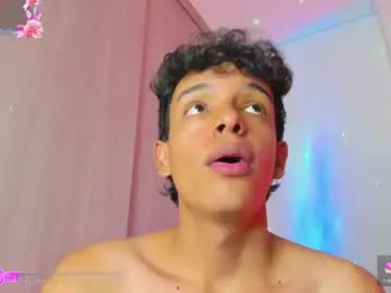 Chaturbate Adult Webcams of maxfrost1