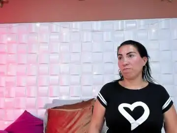 Chaturbate Best live sex cam show of amberjoymilf