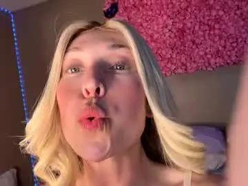 Chaturbate Live Porn of bedroom_peephole