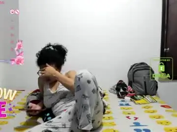 Chaturbate Adult Video Chat of candy_val