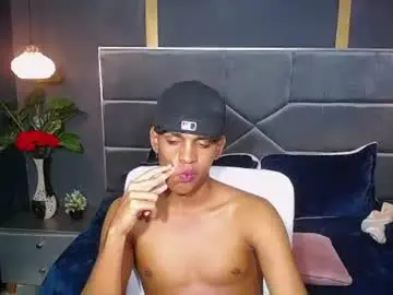 Chaturbate Adult Video Chat of jhos_padill