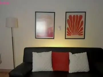 Chaturbate Live Sex Cam of viictoria_becker