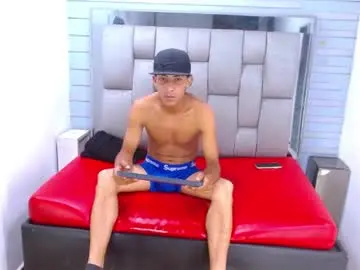 Chaturbate Live Porn of oliver_fonta
