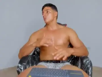 Chaturbate Free Porn Cam of jacob_black21