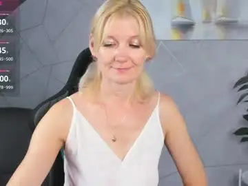 Chaturbate Live Sex of julie_lucasss
