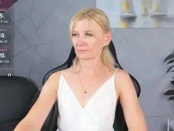 Chaturbate Live Sex of julie_lucasss