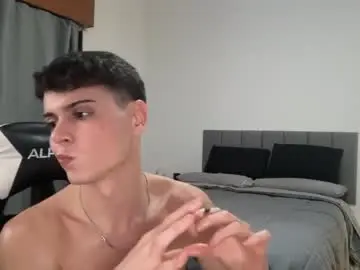 Chaturbate Live Sex Cam of thomassex0