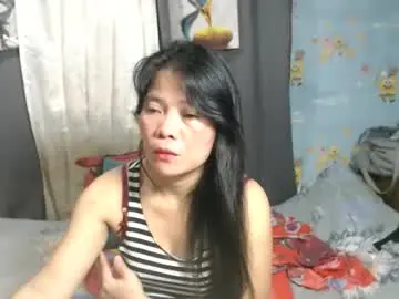 Chaturbate Adult Webcams of pinayhotmama08