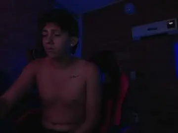 Chaturbate Adult Video Chat of ethann2_