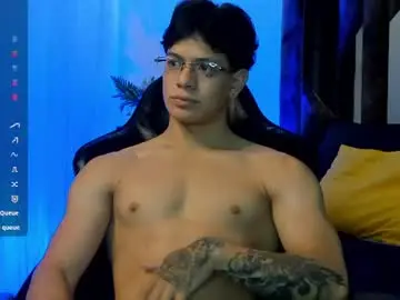 Chaturbate Live Porn of tony_petrov