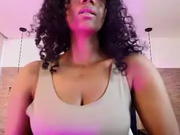 Chaturbate Live Sex Cam of elliee_alves