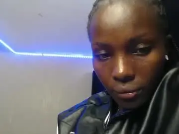 Chaturbate Adult Webcams of essy_hero