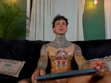 Chaturbate Live Porn of aron_ford