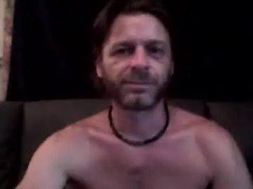 Chaturbate Live Porn of maxthewolf