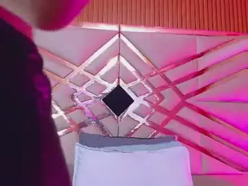 Chaturbate Sex Cam of littlee_emilyy_