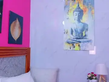 Chaturbate Sex Cam of littlee_emilyy_