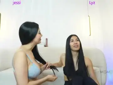 Chaturbate Adult Video Chat of prettygirls_00