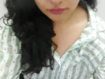 Dscgirls Adult Video Chat of Liyana  Safi