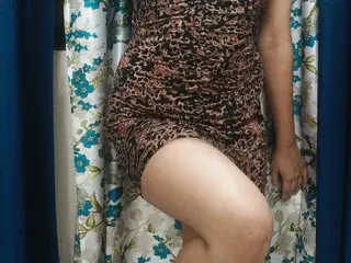 Dscgirls Free Porn Cam of RomanticRuhi