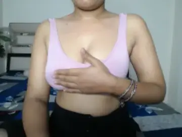 Dscgirls Live Sex Cam of Silkyaura