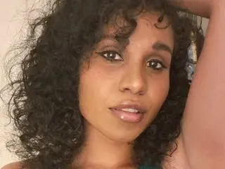 Dscgirls Nude Webcam of HornyLily4u