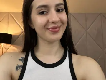 Imlive Nude Webcam of AlesiaDesmond